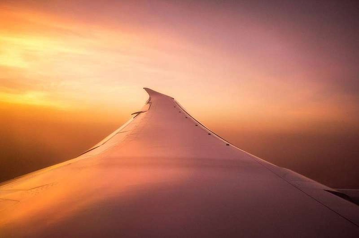 Jet Lag: The Best Way to Recover Flying East vs. West