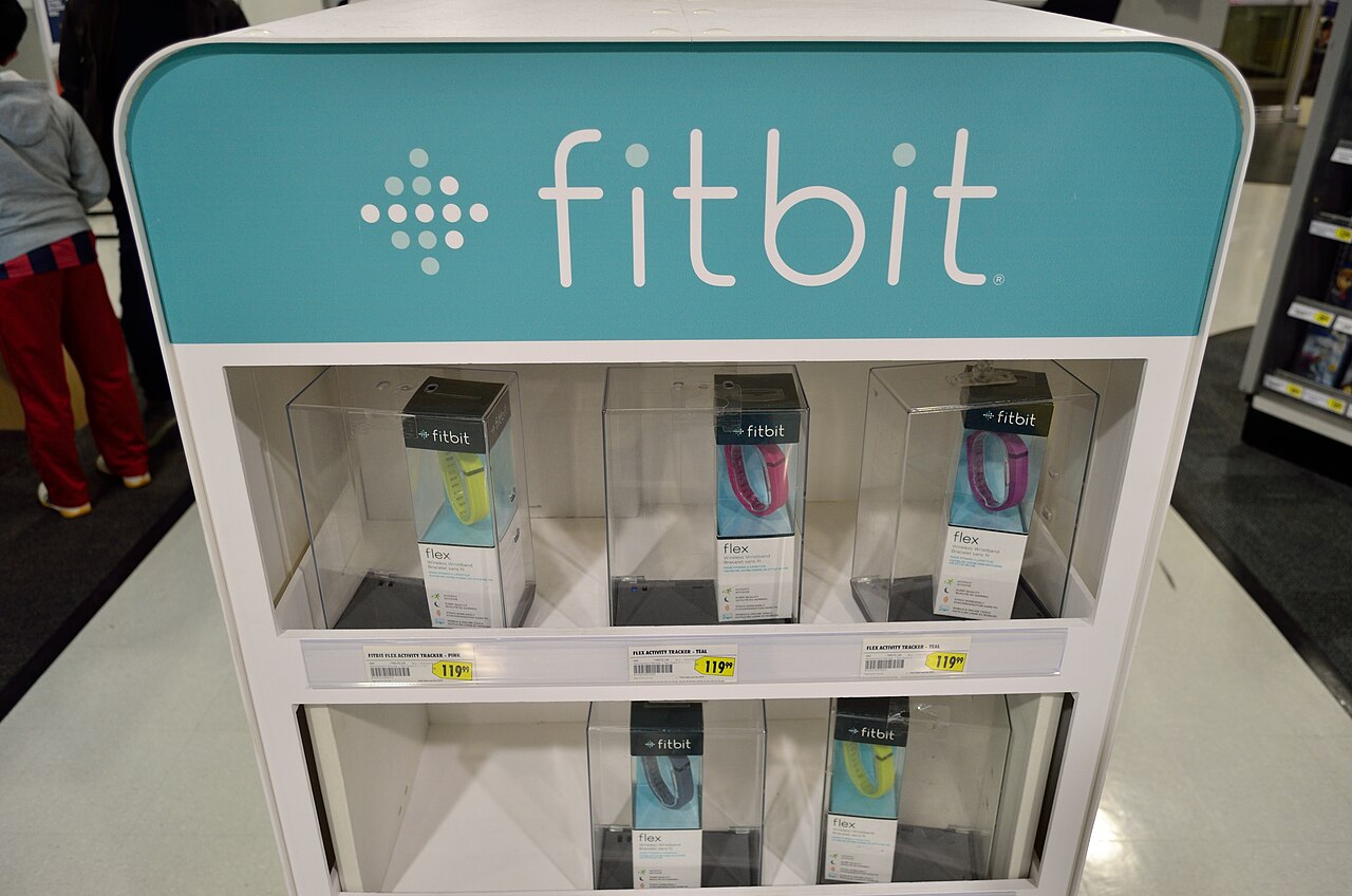 How do fitness trackers estimate calorie burn and how accurate is it