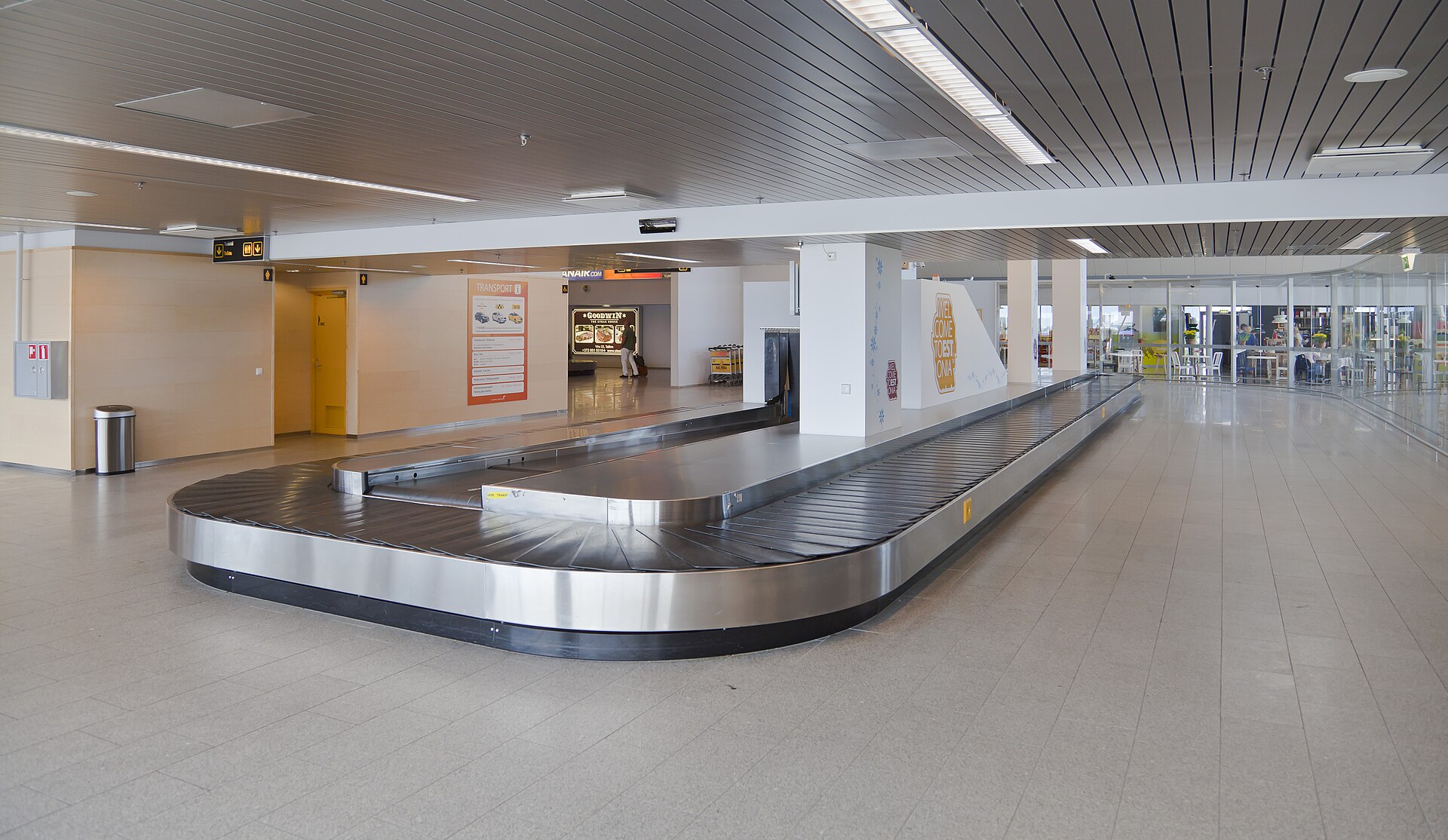 What Happens to Your Checked Bag During a Layover?